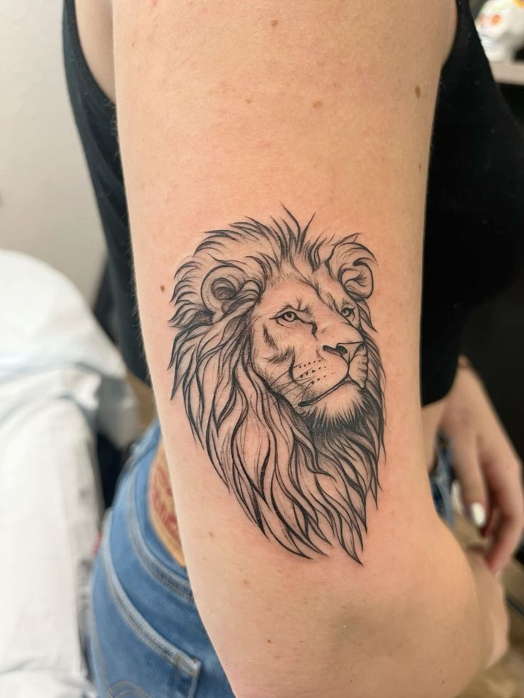 Classic leo tattoo