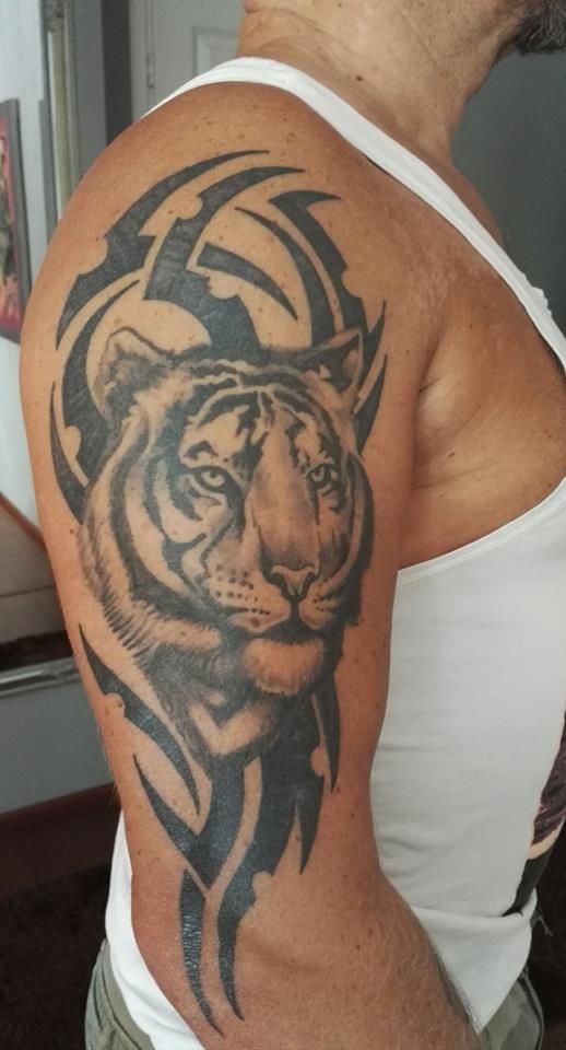 Realistic Tiger Tattoo design